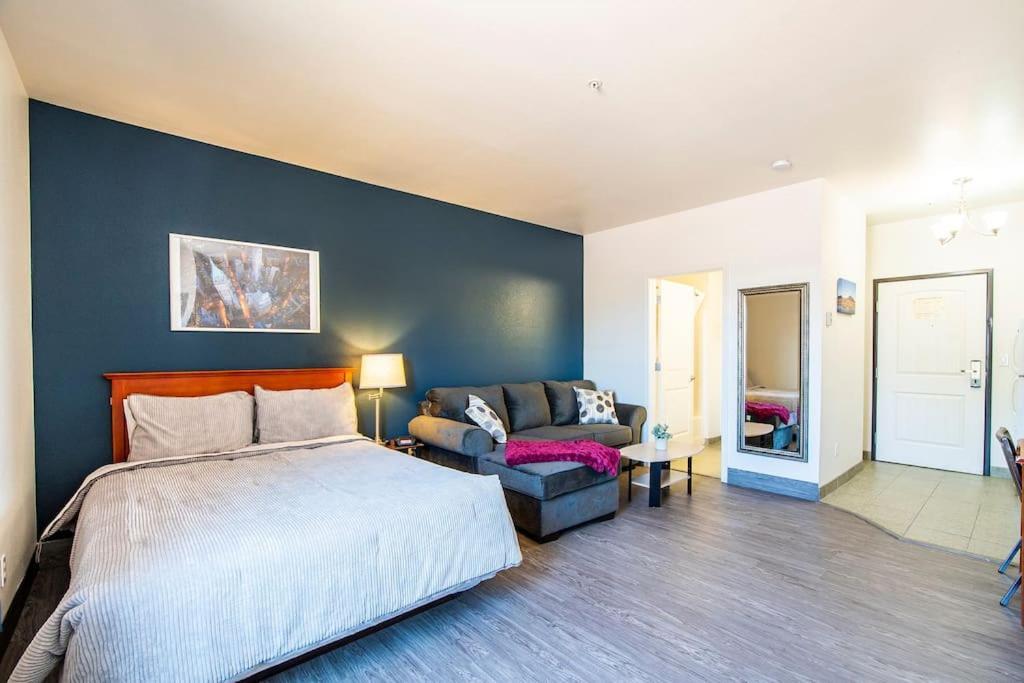 Vistas 115 - Modern Luxury Amenities Sleeps 4 * Sierra Vista